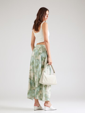 Gonna 'IBINE' di b.young in verde