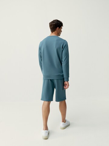 Born Living Yoga Regular Sports trousers ' Yangtse ' in Blue