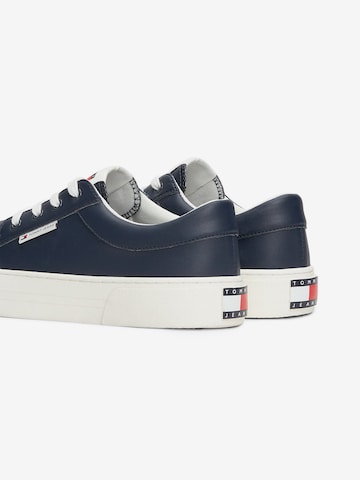 Tommy Jeans Sneakers in Blue