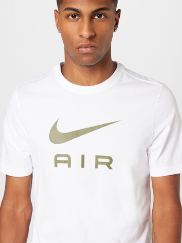 NIKE Funktionsshirt in Weiß