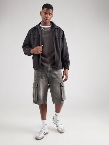 WEEKDAY Bluser & t-shirts i grå