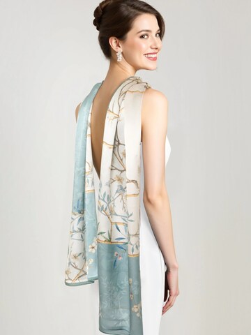 MayTree Scarf in Blue: front