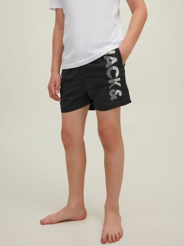 Jack & Jones Junior Plavecké šortky 'CRETE' – černá: přední strana