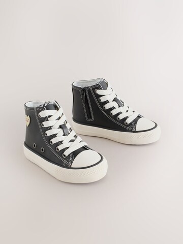 Next Sneaker 'Hi' in Schwarz