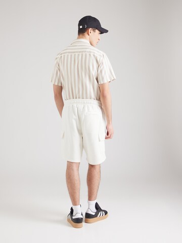 Regular Pantalon cargo 'LEYTON' Pegador en blanc
