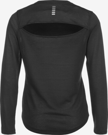 UNDER ARMOUR Funktionsshirt in Grau