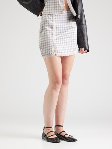 Monki Skirt in Pink: front