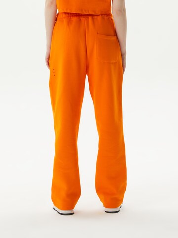 Ossy Homer Loosefit Sporthose 'Heavy Cotton 450 GSM N1Y013' in Orange