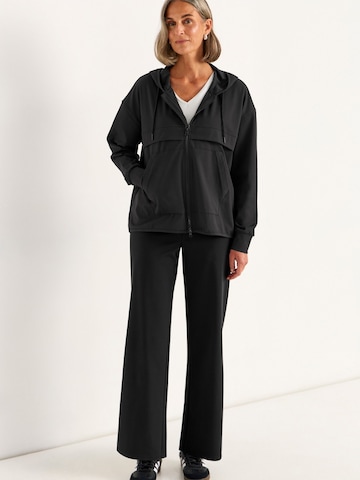 Cellbes of Sweden Vielseitige Jacke mit Kapuze in Schwarz