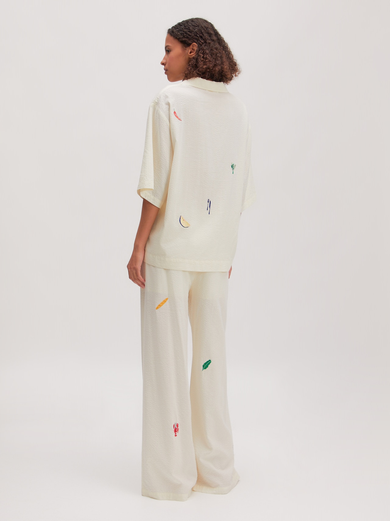 EDITED T-shirt oversize 'Holly' beige