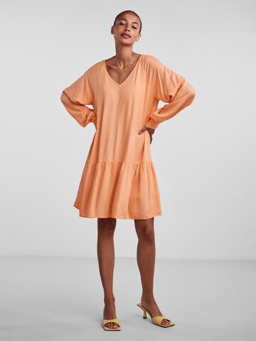 PIECES - Vestido 'Alma' en naranja