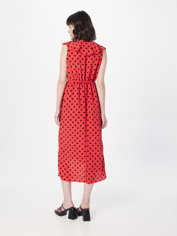 Robe River Island en rouge