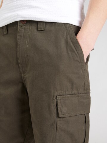 BILLABONG - regular Pantalón cargo 'COMBAT' en verde