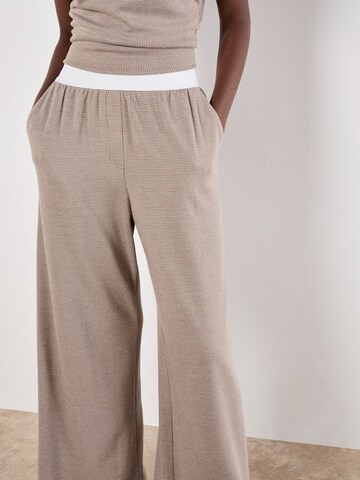 Apricot Wide Leg Mini Dogtooth Soft Wide Leg Trousers ' ' in Beige