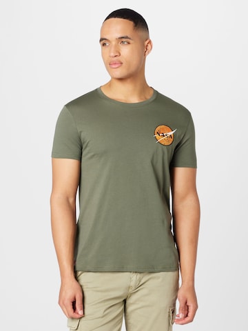 ALPHA INDUSTRIES Shirt 'NASA Davinci' in Groen: voorkant