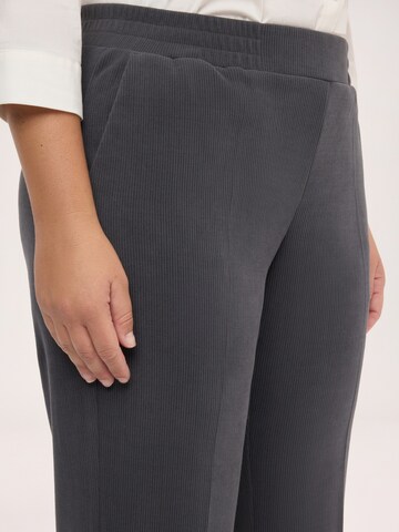 Fiorella Rubino Broek in Grijs