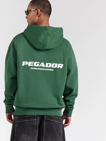 Pegador Свитшот 'COLNE' в Зеленый: спереди