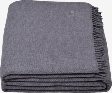 ZOEPPRITZ Blankets 'Must Relax' in Grey: front