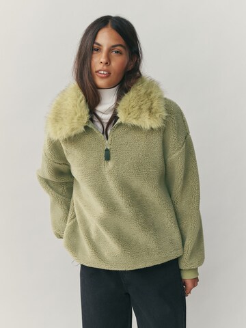 Pullover di Next in verde: frontale