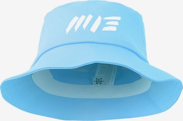 Manufaktur13 Beanie 'Bucket' in Blue: front