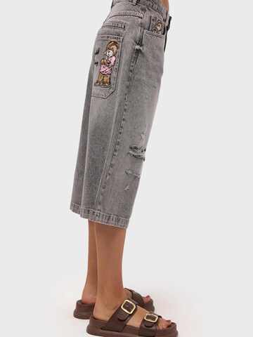 IT'S BASIC Baggy Jeans 'BERMUDA DENIM SHORT'‌‌‌‌‌‌‌ in Grau