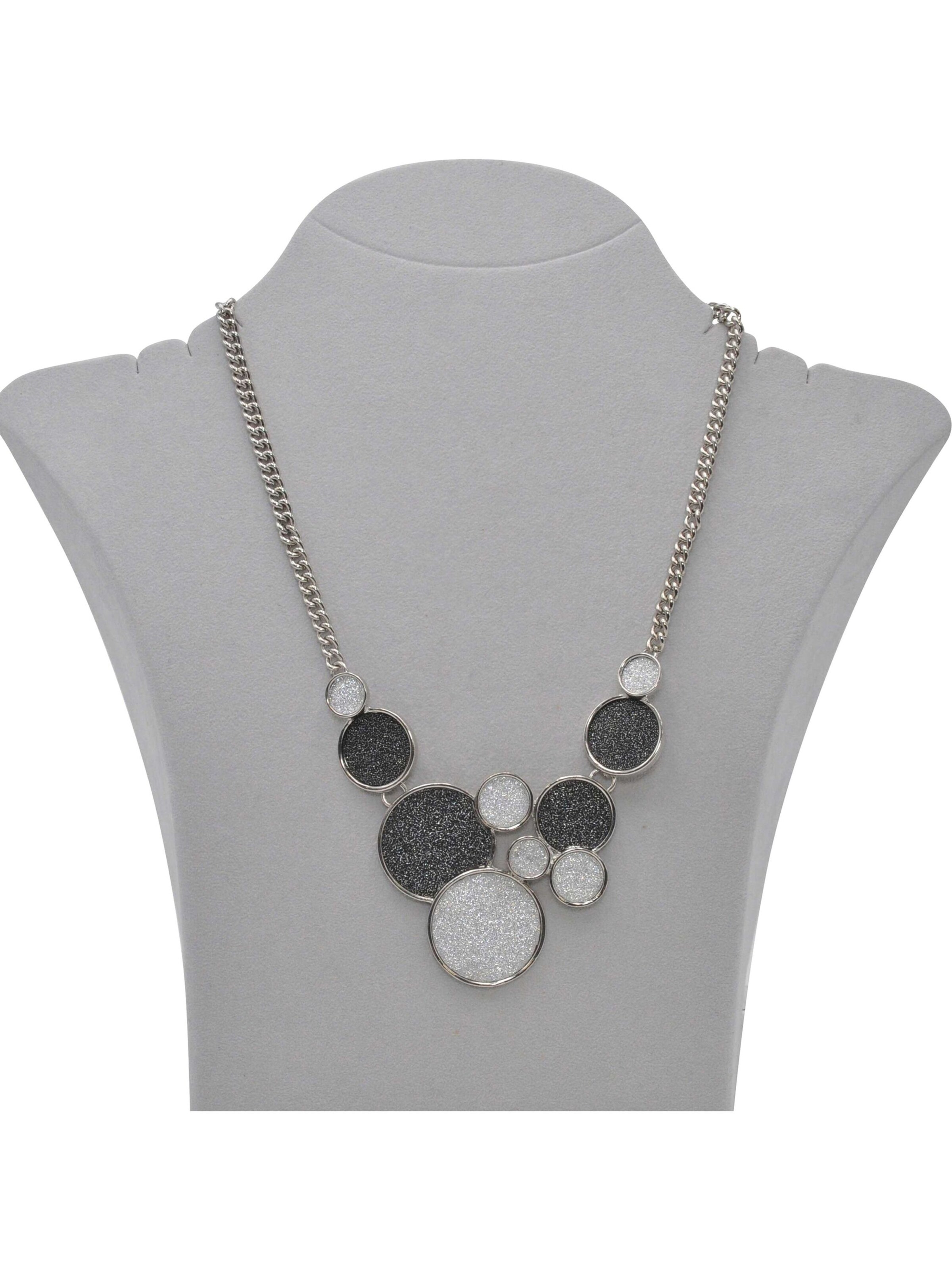 Steuer Necklace in Silver