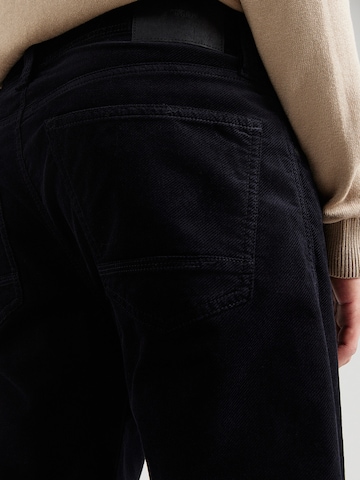 s.Oliver Regular Trousers in Black