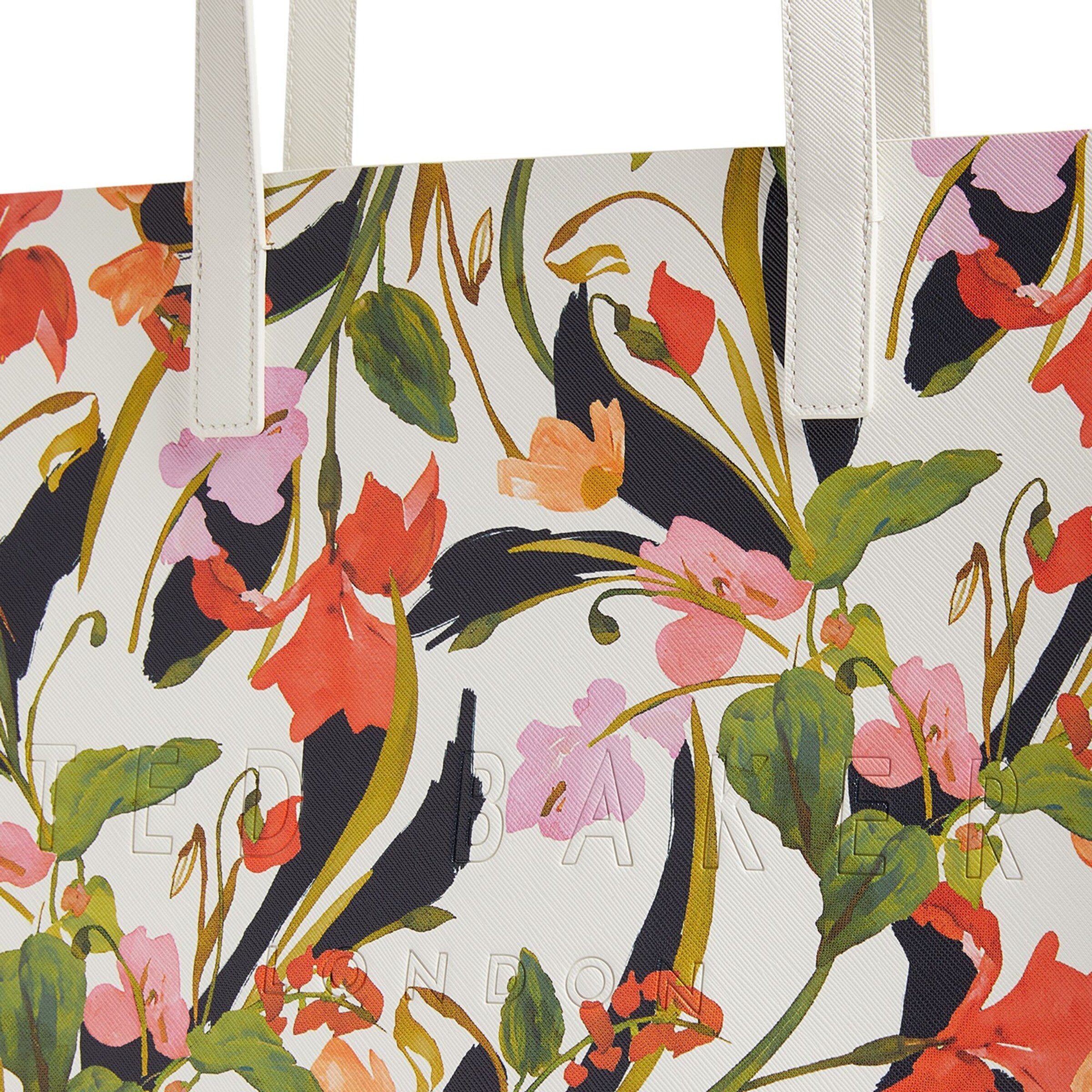 Ted Baker Shopper 'Flowela' in Mixed colours