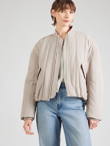 & Other Stories Tussenjas in Beige: voorkant