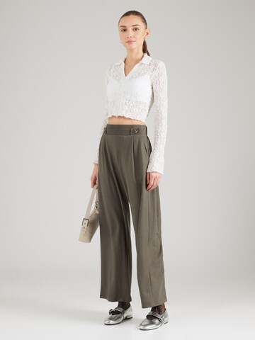 JDY Regular Pleat-front trousers 'JDYBirdie Geggo' in Green