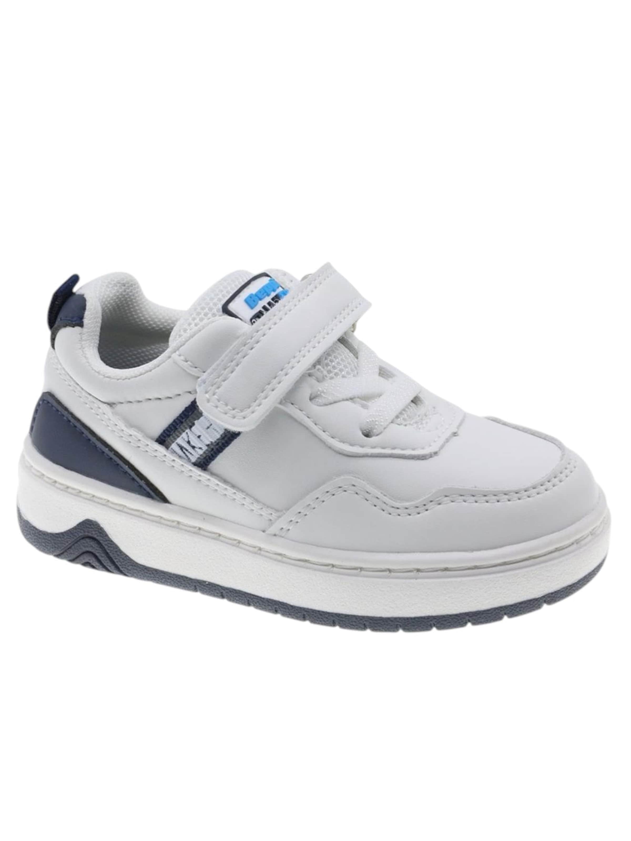 Beppi Sneakers in White: front