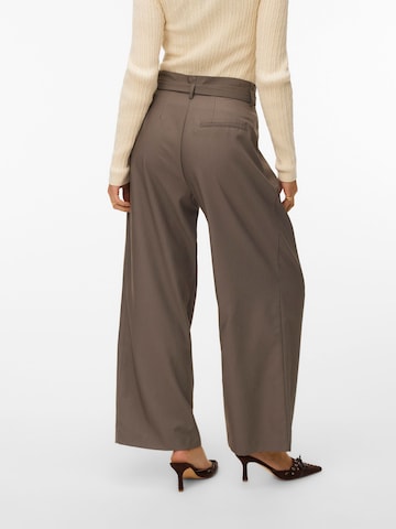 VERO MODA Regular Pants 'VMBellis' in Grey