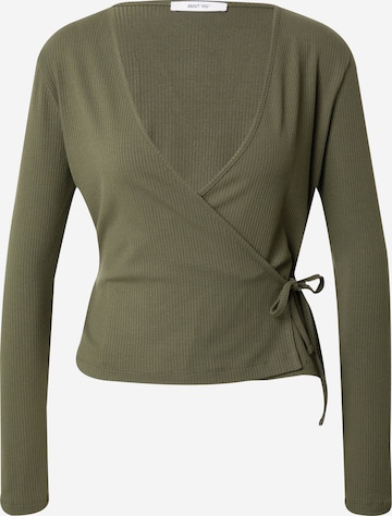 ABOUT YOU Sweater 'Ragna' in Green: front