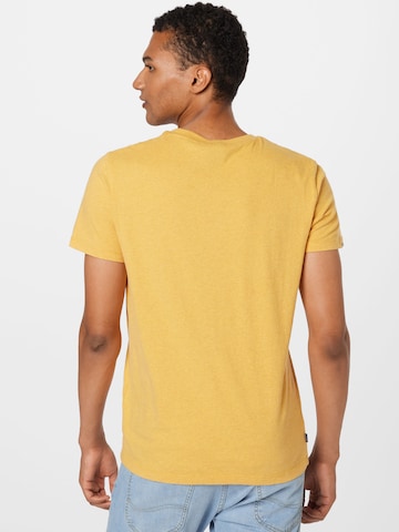 Superdry - Camiseta en amarillo