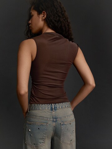 Bershka Top in Bruin