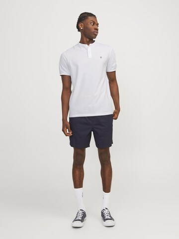 JACK & JONES Тениска 'BLASAINZ MAO' в бяло