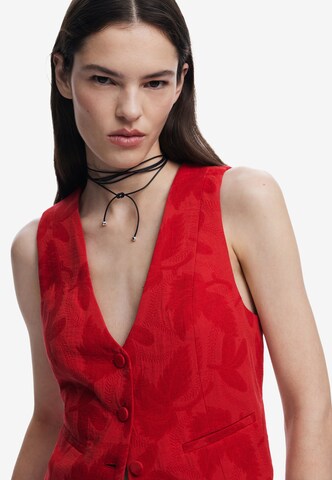 Desigual - Chaleco para traje en rojo