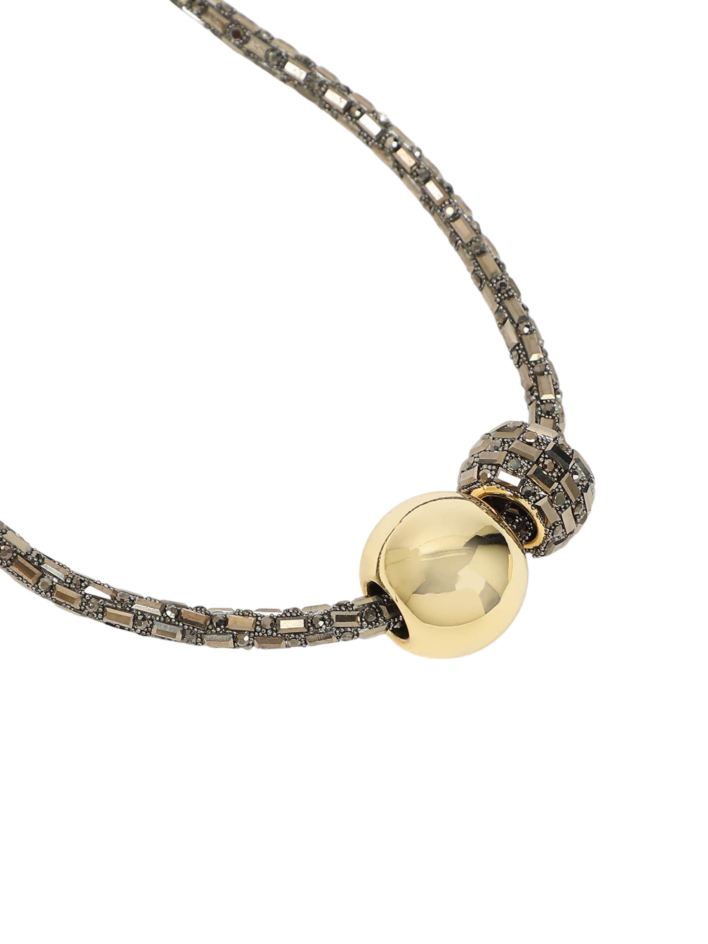 Lanțuri 'Sessy' de la SOHI pe auriu