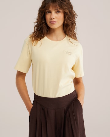 WE Fashion - Camisa em amarelo