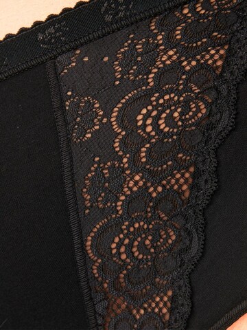 SLOGGI Slip 'Chic' in Zwart