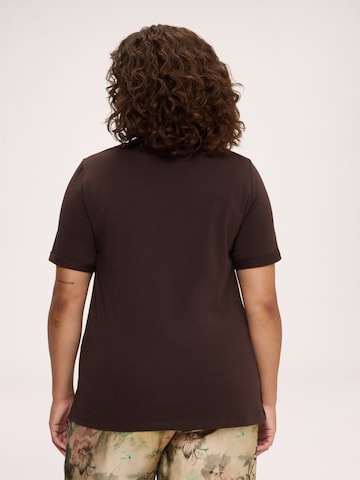 Fiorella Rubino - Camiseta en marrón