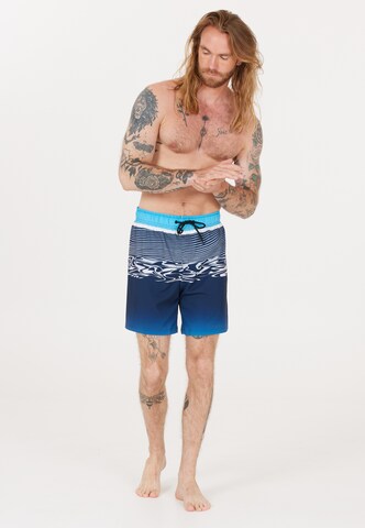 Cruz Badeshorts 'Bryan' in Blau