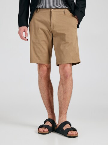 Regular Pantalon chino 'Thomas' Matinique en marron : devant