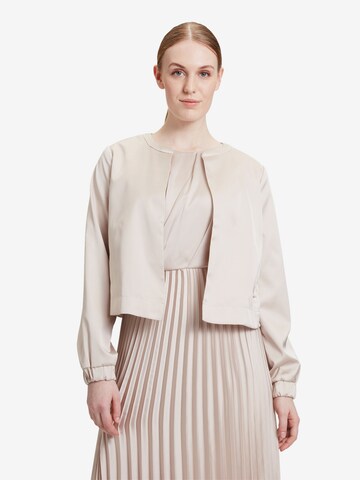 Betty & Co Blazer in Beige: front