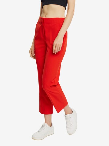 Regular Pantalon à plis ESPRIT en rouge