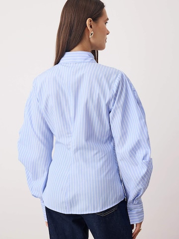 Trendyol - Blusa en azul