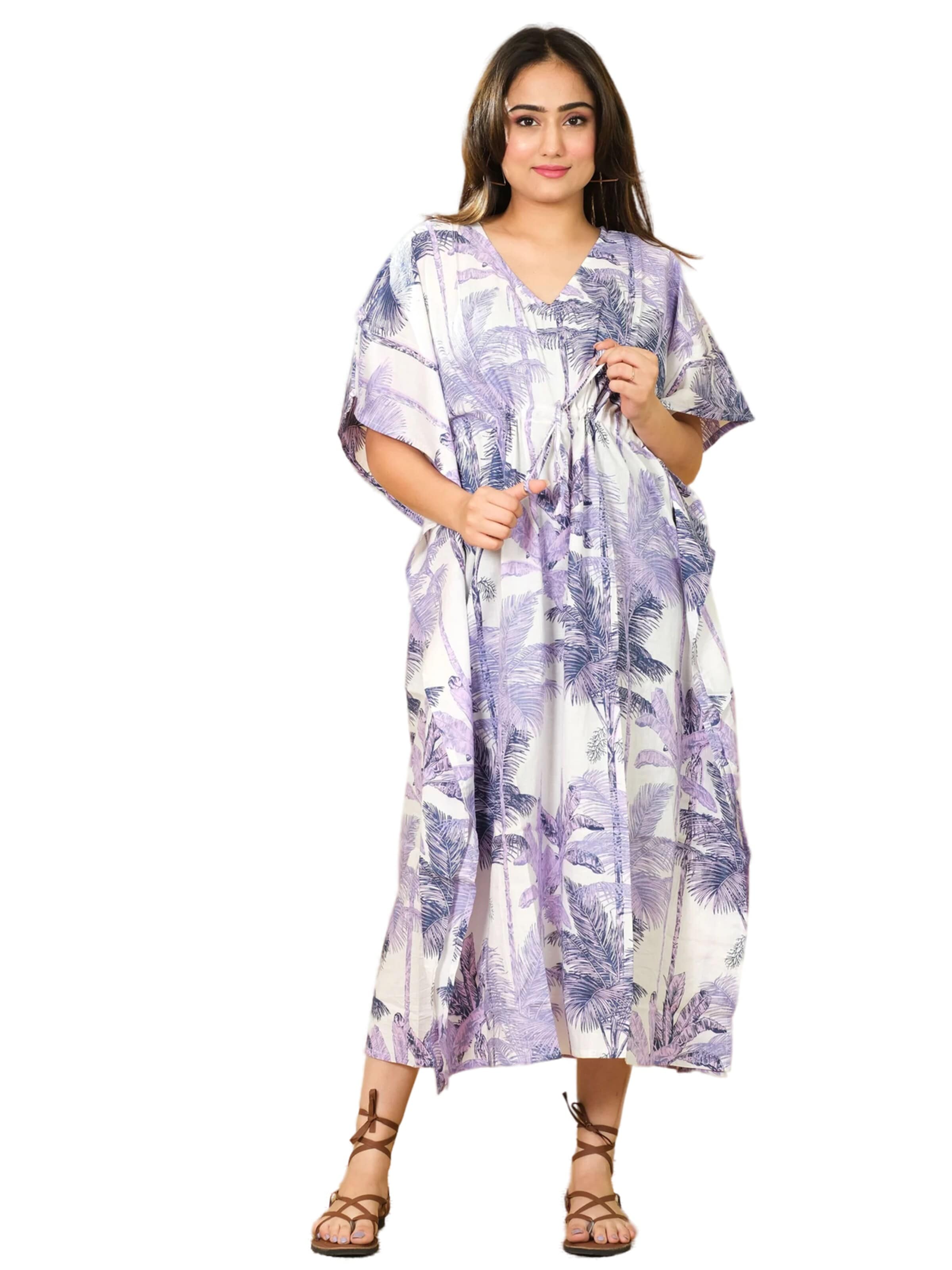 PfauGermany Oversized Dress 'KAFTAN Free Size Brustumfang – 170 cm . Länge 130 cm' in White: front