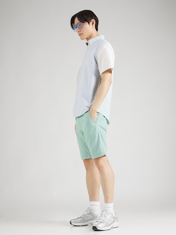 LEVI'S ® Tapered Chino in Groen