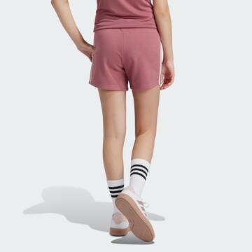 ADIDAS SPORTSWEAR Normální Sportovní kalhoty 'Essentials' – červená