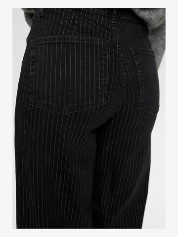 NÜMPH Regular Farkut 'Paris' värissä musta